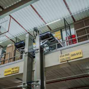 Beeztees crea un proceso escalable de preparación de pedidos con el Prorunner mk1 de Qimarox
